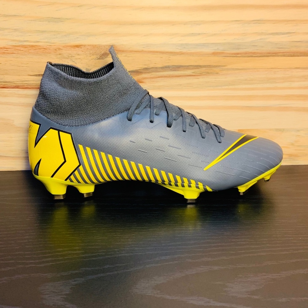 New Nike Superfly 6 Pro FG Soccer Cleats - Picture 2 of 8